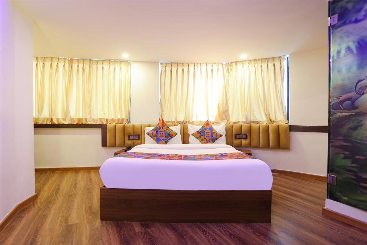 Hotel Rio Мумбаи Экстерьер фото